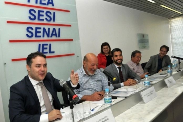 Governador com empresários