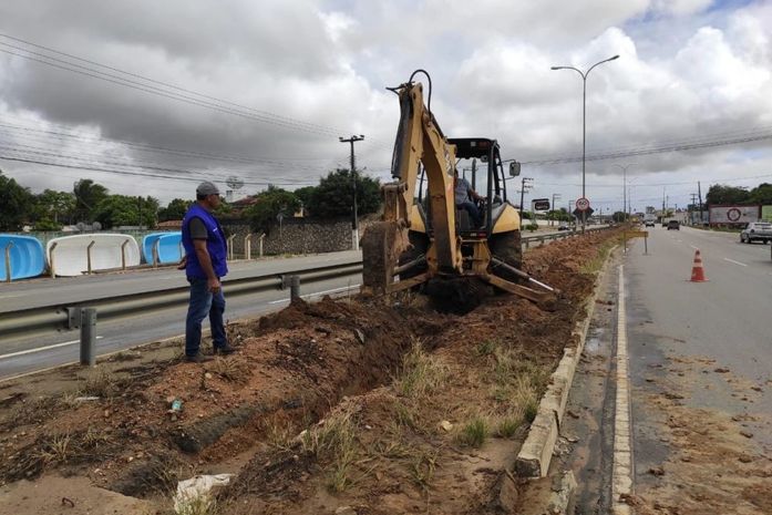 Prefeitura de Arapiraca retoma obra de iluminação da rodovia Al-220