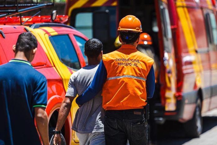 Defesa Civil de Maceió coordena simulado de treinamento em situações de emergência