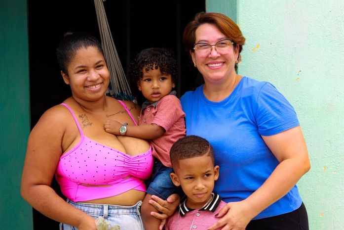 Prefeitura de Lagoa da Canoa entrega mais de 12 toneladas de alimentos na Semana Santa