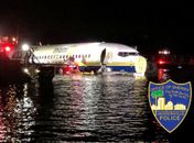Boeing 737 sai da pista e cai em rio na Flórida