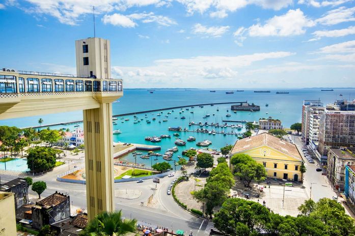 Passagens de ida e volta de Maceió a Salvador por R$ 615