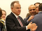 O relator, Samuel Moreira, e o líder do governo, Major Vitor Hugo.