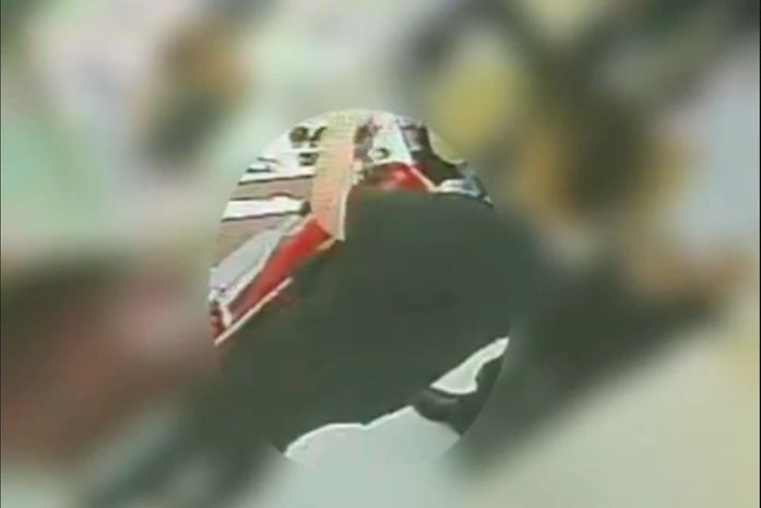 Mulher é presa dentro de avião suspeita de furtar loja no Aeroporto Zumbi dos Palmares