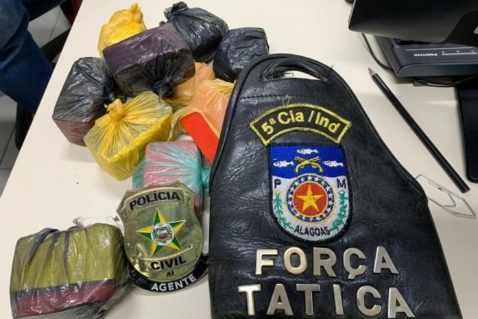 PM registra apreensões de drogas e armas em quatro municípios alagoanos