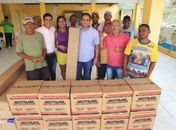 Prefeitura de Pilar entrega motores para pescadores da cidade