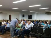 Reunião no CSA encaminha acerto com patrocinador e parcerias por reforços