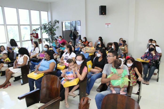 Mães de autistas participam de encontro e discutem melhorias no cotidiano das crianças