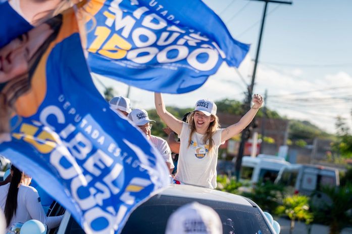 Paripueira e Barra de Santo Antônio vão às ruas em mega carreata de apoio à reeleição de Cibele Moura