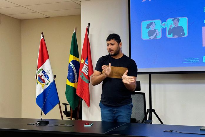 Eleições 2024: Governo de AL deixará Central de Intérpretes de Libras à disposição da comunidade surda