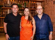 Vice-prefeito prestigia inauguração de novo endereço de restaurante tradicional de Maceió