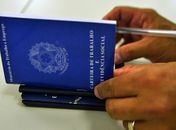 Lote complementar do abono salarial começa a ser pago nesta quinta
