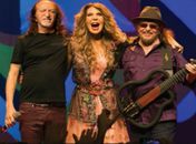 Elba Ramalho, Alceu Valença e Geraldo Azevedo agitam o final de semana no Grande Encontro