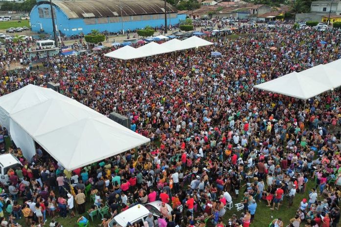 Um momento histórico de uma festa que nunca foi vista na cidade com tanta gente