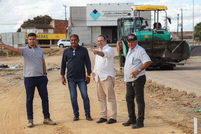 Mobilidade avança em Arapiraca com a construção de ampla avenida com 960 metros de extensão