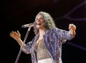 Simone é a grande atração deste domingo no Teatro Gustavo Leite