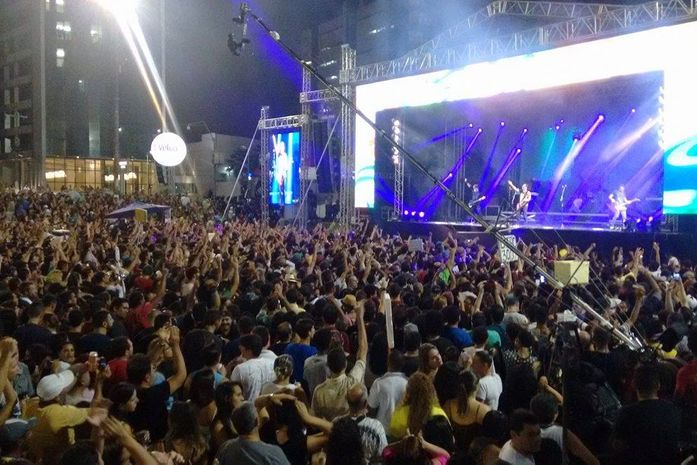 Titãs encerra terceiro dia de Festival