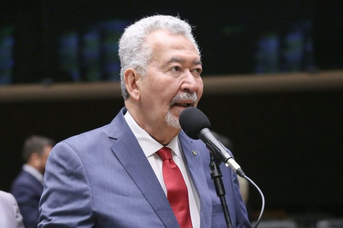 Paulão propõe audiência para analisar preços e distribuição de combustíveis