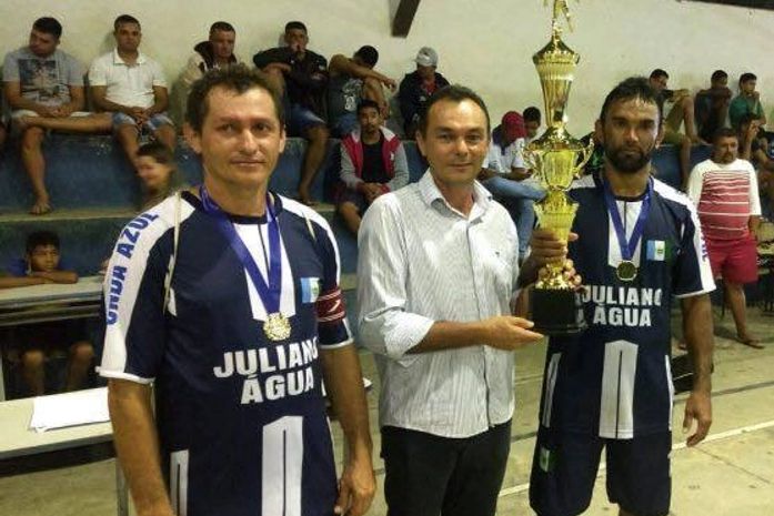Prefeito Celino Rocha prestigia final de eventos esportivos em Anadia