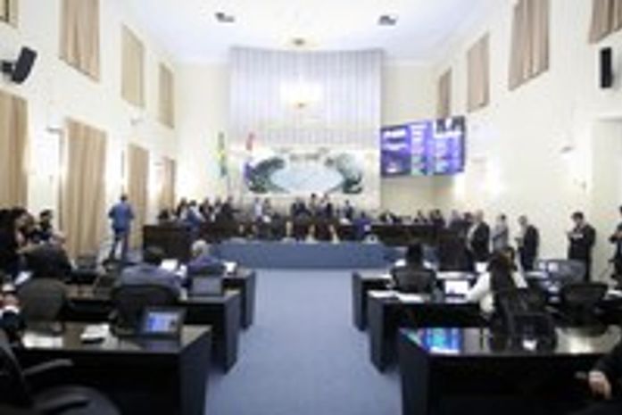 Lei que garante o reajuste salarial dos servidores públicos é aprovada na Assembleia