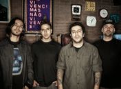 Referência para gerações, banda CPM 22 vai atrair fãs do hardcore em Maceió