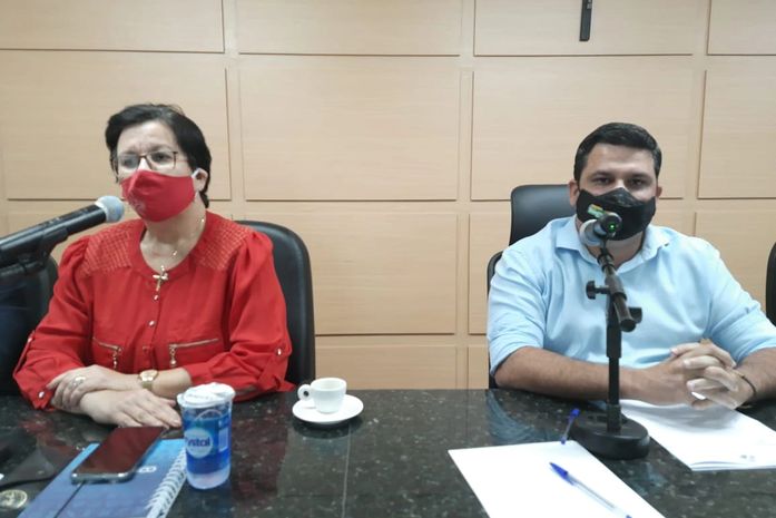 Secretária de Saúde de Arapiraca, participa de audiência pública na Câmara Municipal para falar sobre Covid-19