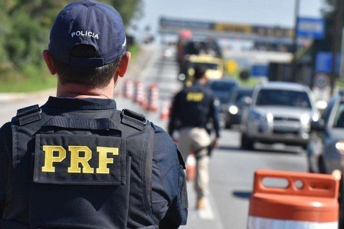 Polícia Rodoviária aplica mais de 15 mil testes do bafômetro no Natal