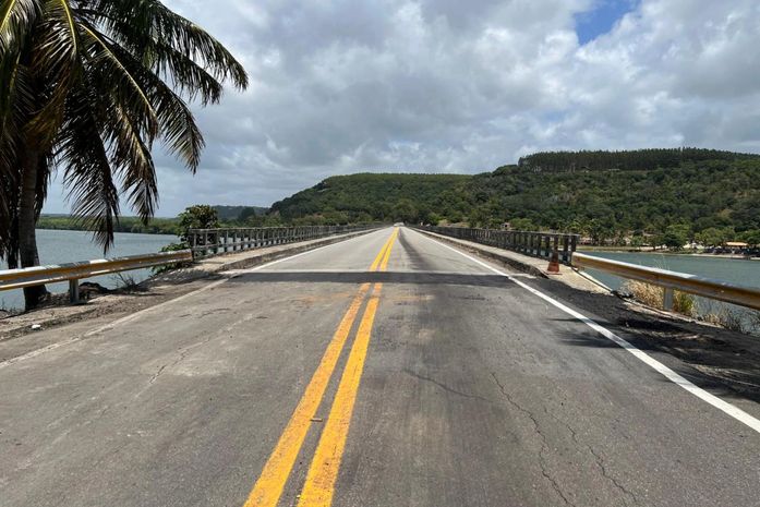 DER restaura cabeceira da ponte sobre o Rio São Miguel em Roteiro