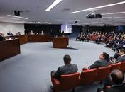 Veja como foi o primeiro dia de julgamento de Bolsonaro e outros réus