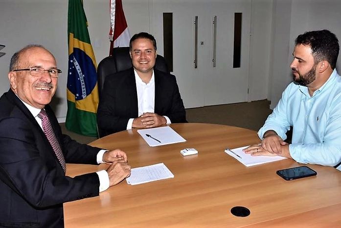 Vídeo: Renan Filho apoia Ronaldo Lopes para prefeito de Penedo