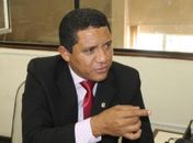 Palmeira: pesquisa aprova em mais de 63% Júlio Cezar e ampla rejeição de Renan pai