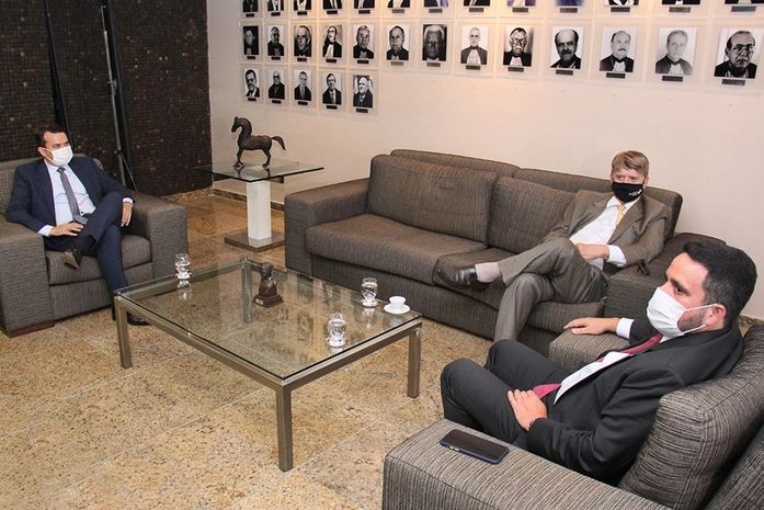 Presidente Klever Loureiro explicou ao deputado estadual Paulo Dantas e ao vice-prefeito Wagney Dantas como o município pode participar