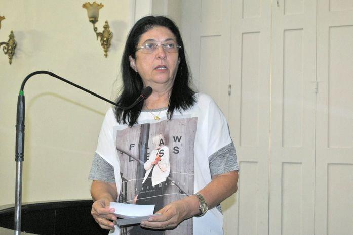 Secretária Rosângela Wyszomirska