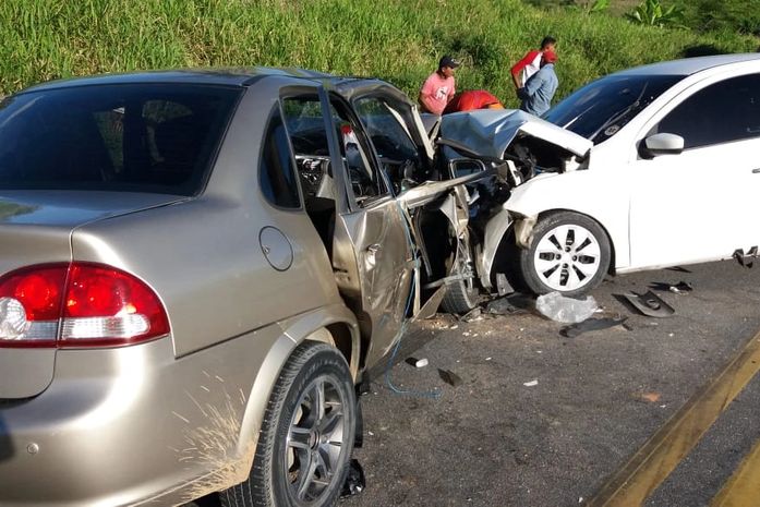 Acidente aconteceu em trecho da BR-101