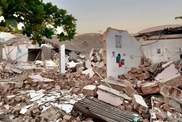 Desabamento em obra no Mercado de Jaraguá acende alerta e vereador cobra investigação