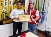 Presidente Galba Netto recebe Comenda Cruz de Distinção