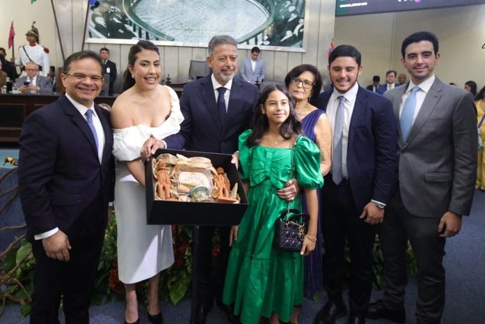 Elogios de Marcelo Victor roubam a cena na homenagem da Assembleia a Arthur Lira