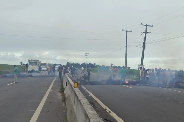 Moradores cobram instalação de quebra-molas em trecho da AL-220