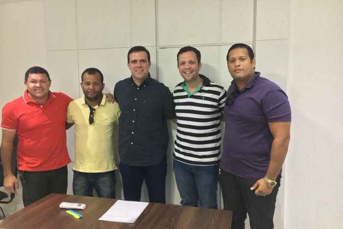 De Igreja Nova, Henrique e o Alderes, além dos vereadores Nado do Povão (PRTB) e Alando Lima (PROS)