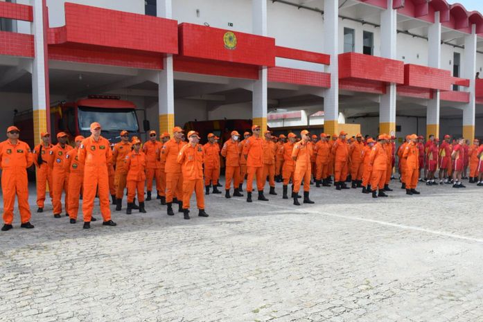 Corpo de Bombeiros atua em diversas emergências após intensas chuvas em Maceió e Região Metropolitana