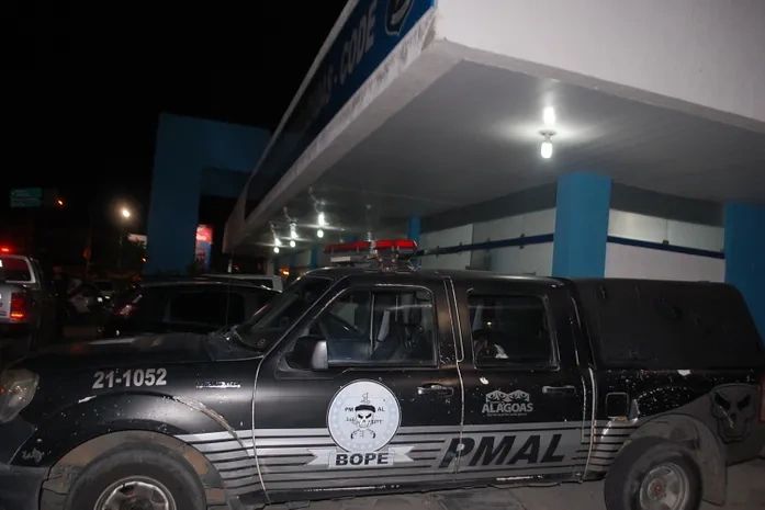Disputa entre facções pode ter motivado ataque com tiros e granada contra família em AL