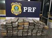 PRF prende passageiro com 50kg de drogas em ônibus interestadual