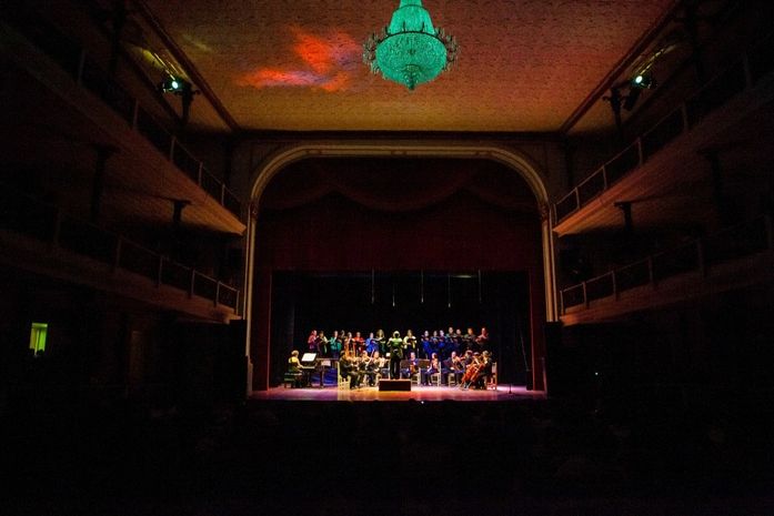 Ero Dictus celebra os 105 anos do Teatro Deodoro