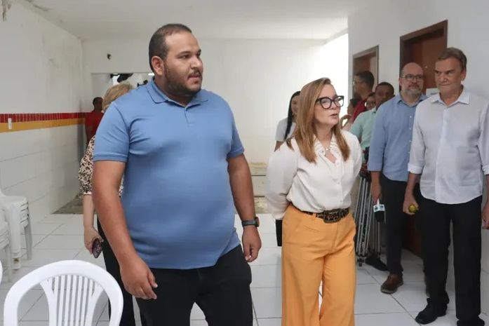 Matriz de Camaragibe recebe doações de roupas e agasalhos pela campanha Aquecendo Vidas