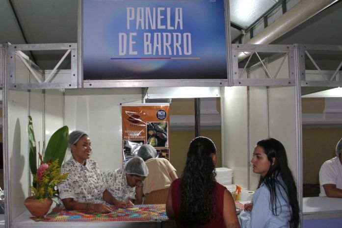 Festival reúne maceioenses e turistas para saborear gastronomia popular no Jaraguá