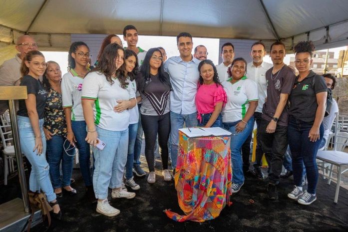 Prefeito JHC autoriza ampliação do Passe Livre para estudantes da região metropolitana