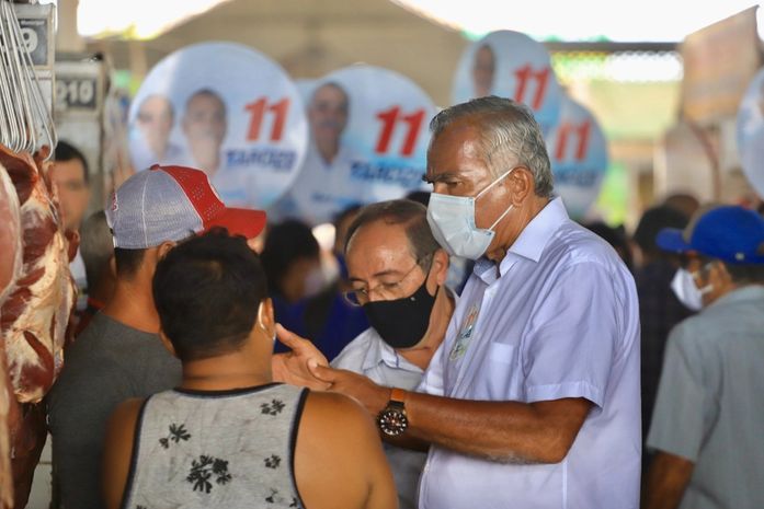 Tarcizo Freire visita Mercado Público Municipal