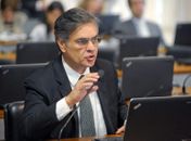 Senador Cássio Cunha Lima