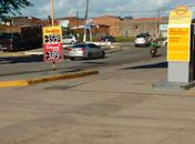 Após determinação de juiz do DF, preço da gasolina cai nos postos da capital
