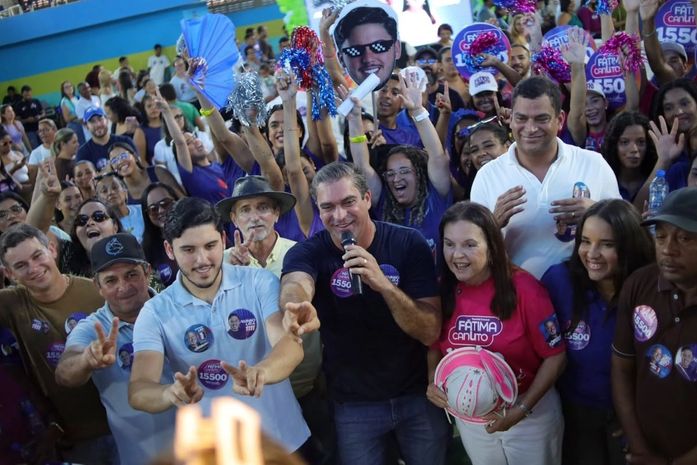 Fátima Canuto reúne multidão em Maragogi ao lado de Dani da Elba e Álvaro Lira